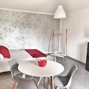 Red Tower Venice - 2 Mins From Vce Airport- Free Wifi Hébergement de vacances