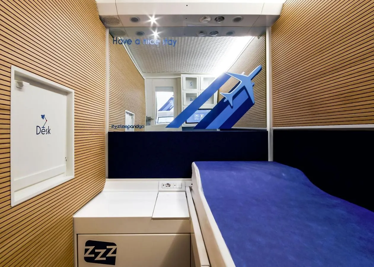 Resting Pods - Zzzleepandgo Vce Venice Airport location