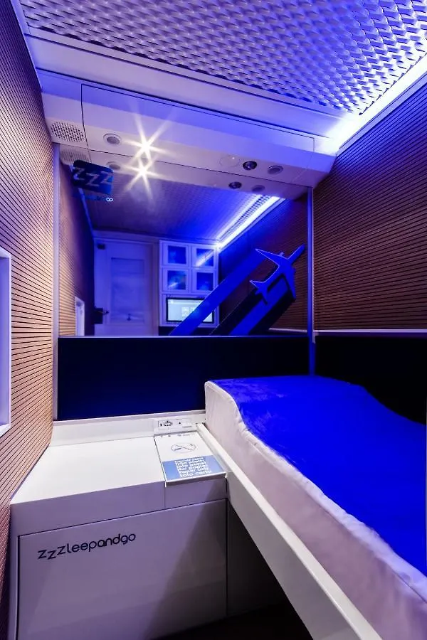 Resting Pods - Zzzleepandgo Vce Venice Airport Hotel Tessera Capsule hotel