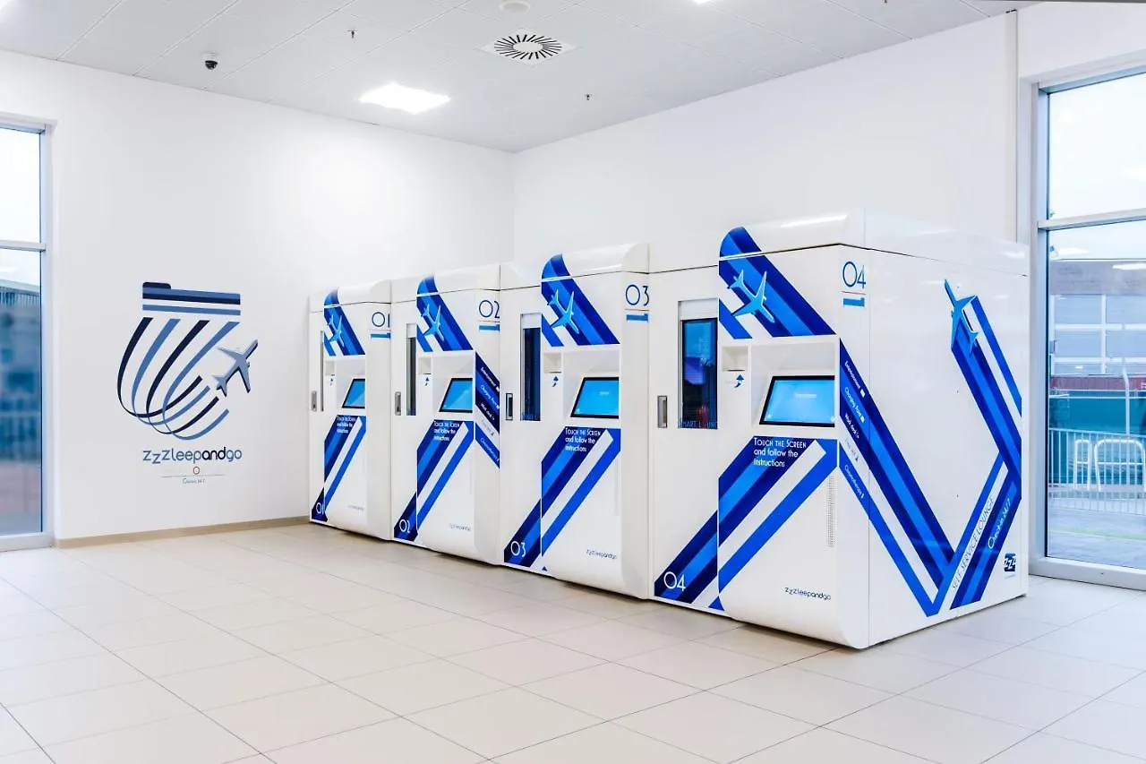 Capsule hotel Resting Pods - Zzzleepandgo Vce Venice Airport Hotel Tessera Italy